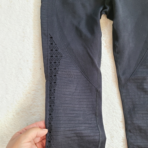 Gymshark 7/8 ENERGY+ SEAMLESS LEGGINGS- S - Picture 10 of 12